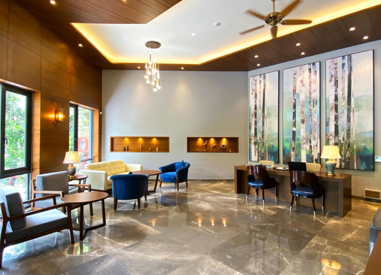 The Rosefinch Sarovar Portico Bhīm Tāl エクステリア 写真