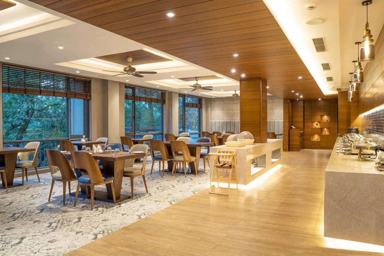 The Rosefinch Sarovar Portico Bhīm Tāl エクステリア 写真