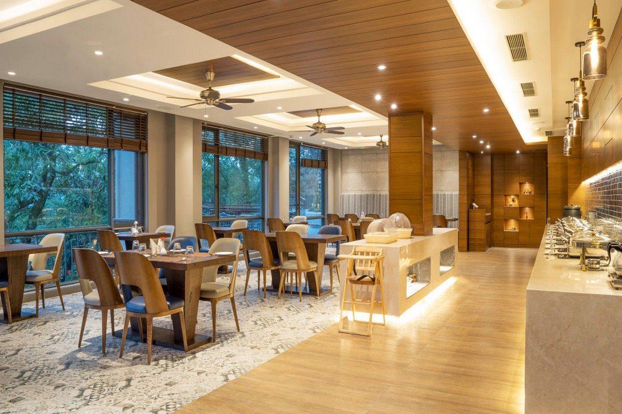 The Rosefinch Sarovar Portico Bhīm Tāl エクステリア 写真